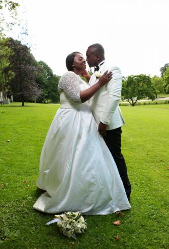 Shooting couple mariage dans la nature